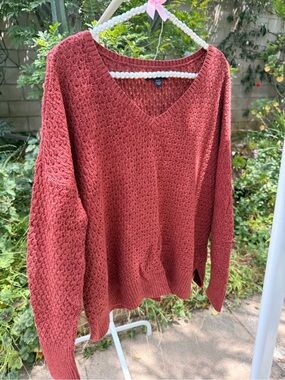 Women's V-Neck Knit Sweater - Rust